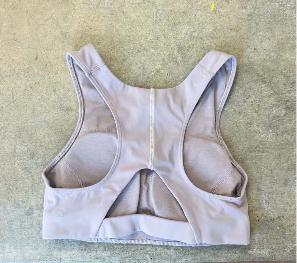 Lululemon Tough Train High-Neck Sports Bra